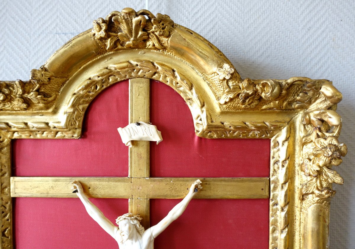 Large Christ In Ivory, Frame In Golden Wood, Louis XIV Regency Period - Early 18th Century-photo-1