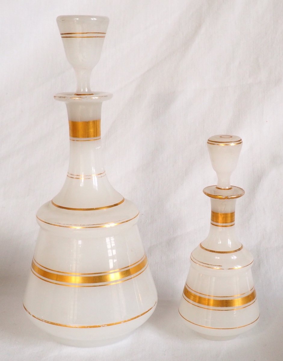 6 Pieces White Opaline Night Set Enhanced With Fine Gold, 19th Century - Napoléon III Period-photo-5