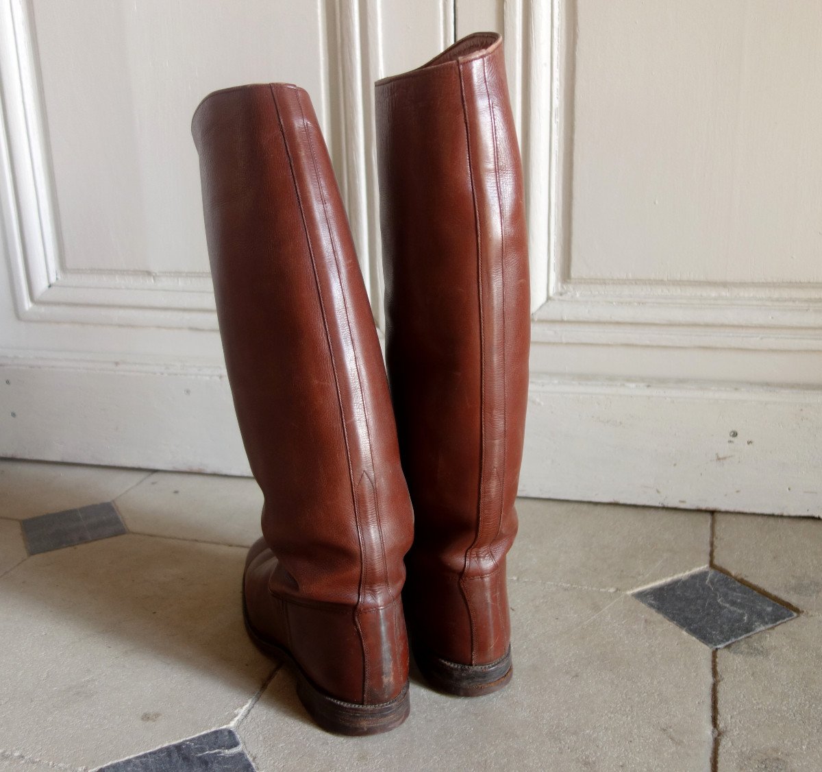 The Attics Of A Castle: Pair Of Cavalry Or Riding Officer Boots - Brown Leather-photo-3