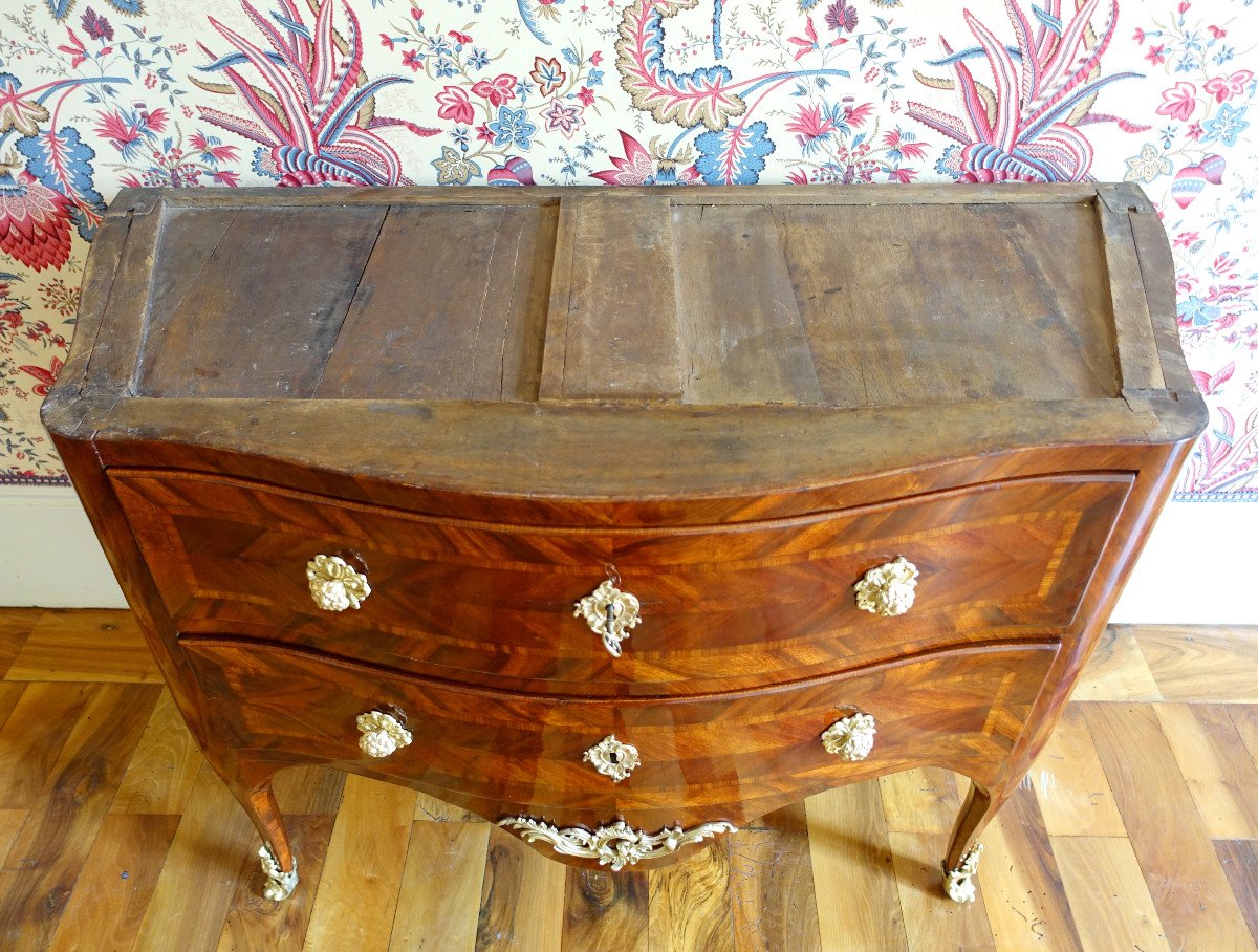 Hubert Hansen - Commode d'époque Louis XV En Plaquage De Satiné - Estampille-photo-6