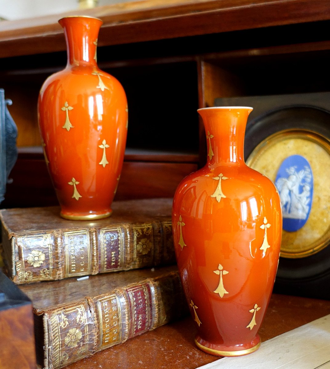 Baccarat - Paire De Vases En Opaline Orange Et Or - époque 1900