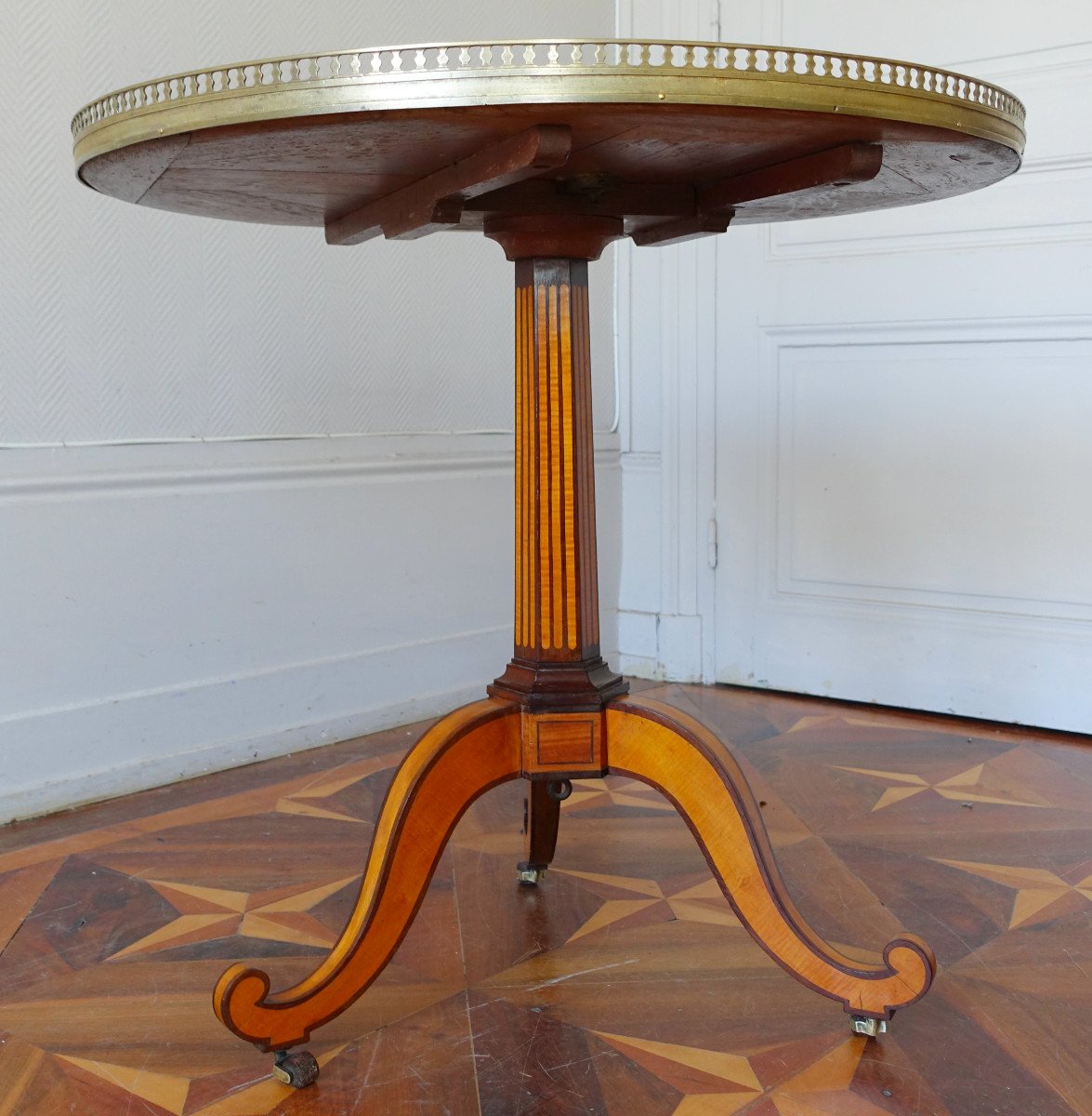 Guéridon Table à Thé d'époque Louis XVI Directoire En Marqueterie De Citronnier - Circa 1790-photo-3