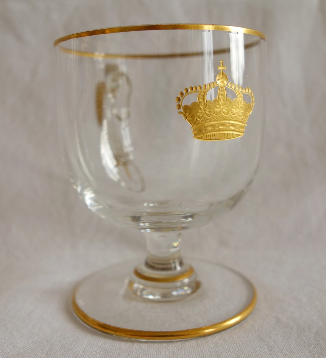 Baccarat: Royal Tableware Crystal Set, 6 Pieces  With Gold Engraved Crown - Paper Sticker-photo-1