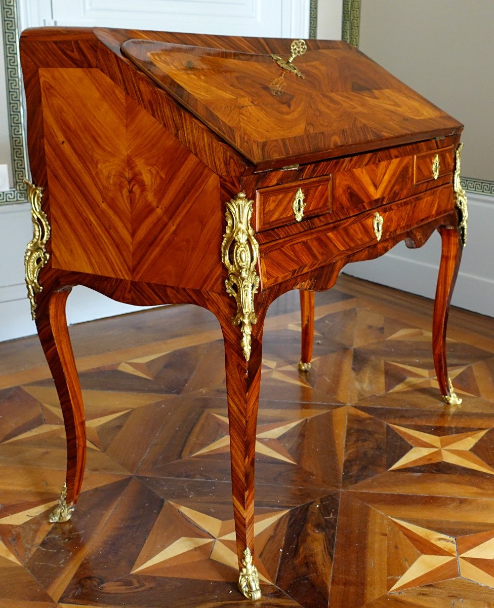 Léonard Boudin - Louis XV Period Violet Wood Lady's Desk - Stamped-photo-3