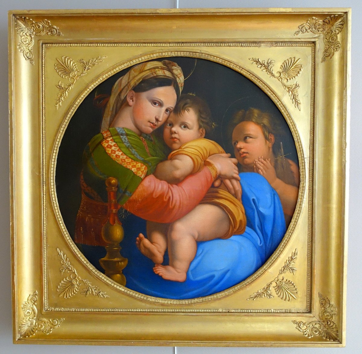 The Virgin Of The Chair After Raphael, Large Oil On Canvas From The 1820s - 91cm X 91cm