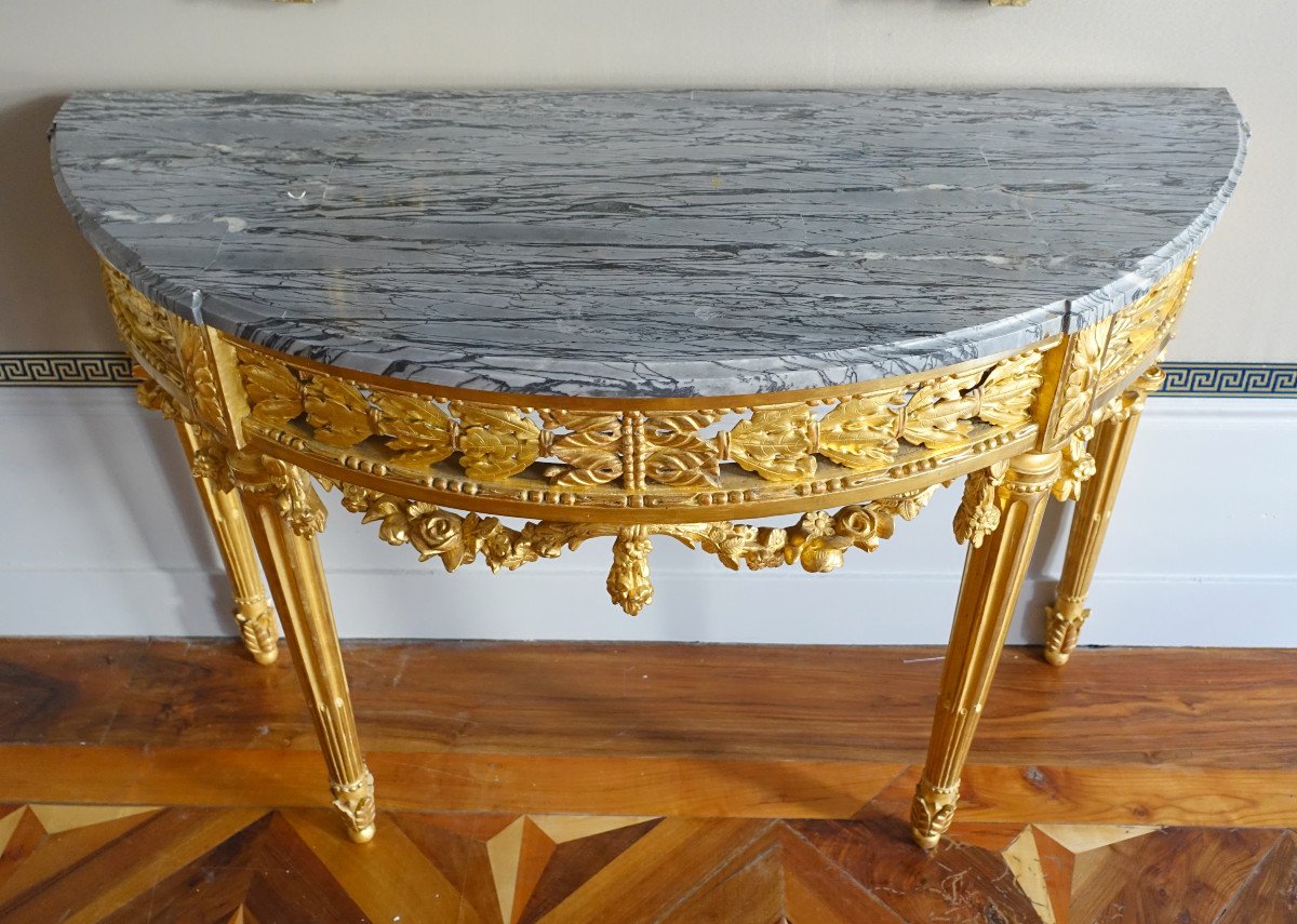 Louis XVI Gold Leaf Gilt Half-moon Shaped Console, Late 18th Century Circa 1780-photo-1