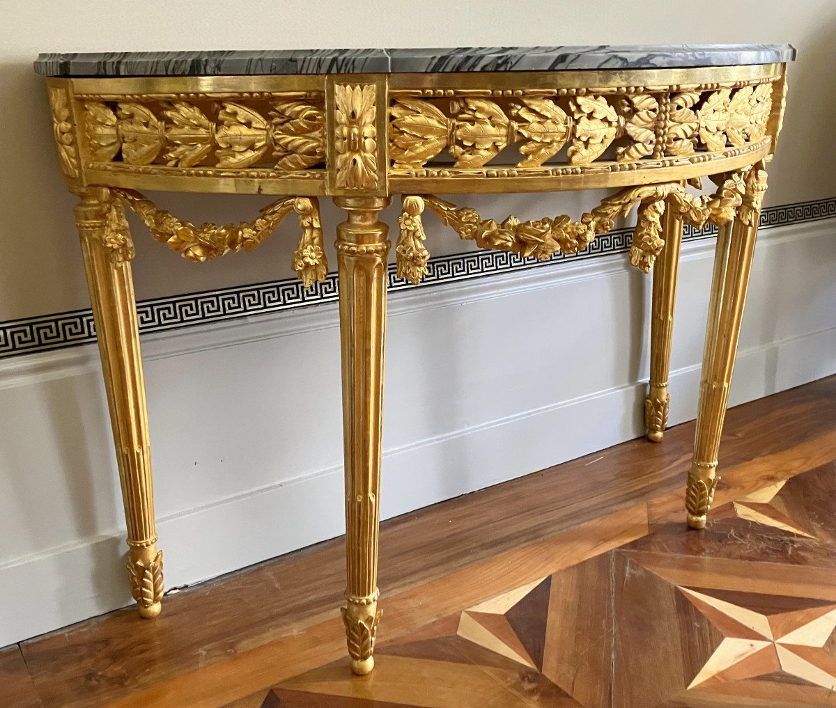 Louis XVI Gold Leaf Gilt Half-moon Shaped Console, Late 18th Century Circa 1780-photo-2