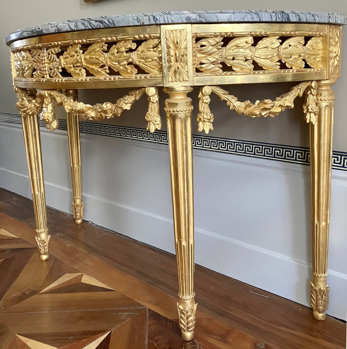 Louis XVI Gold Leaf Gilt Half-moon Shaped Console, Late 18th Century Circa 1780-photo-3