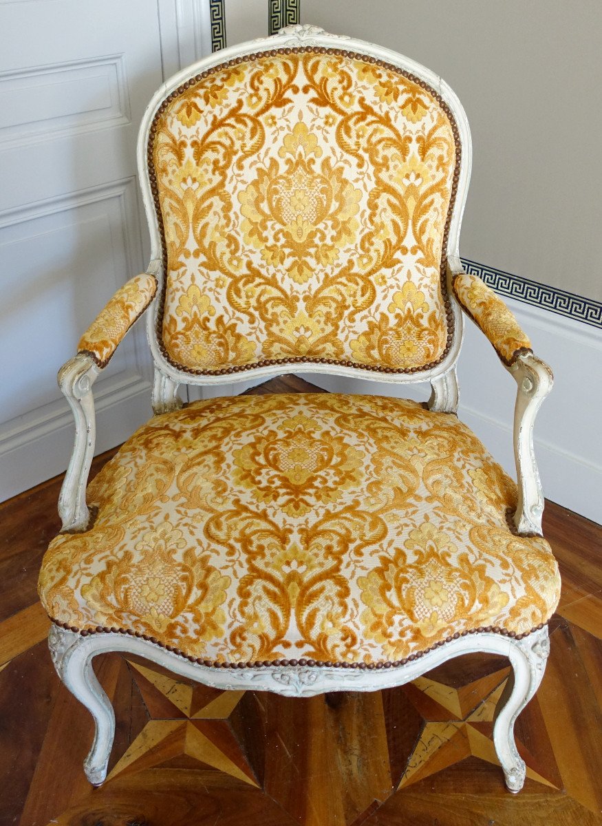   Louis XV Period Armchair, Crushed Velvet-photo-5