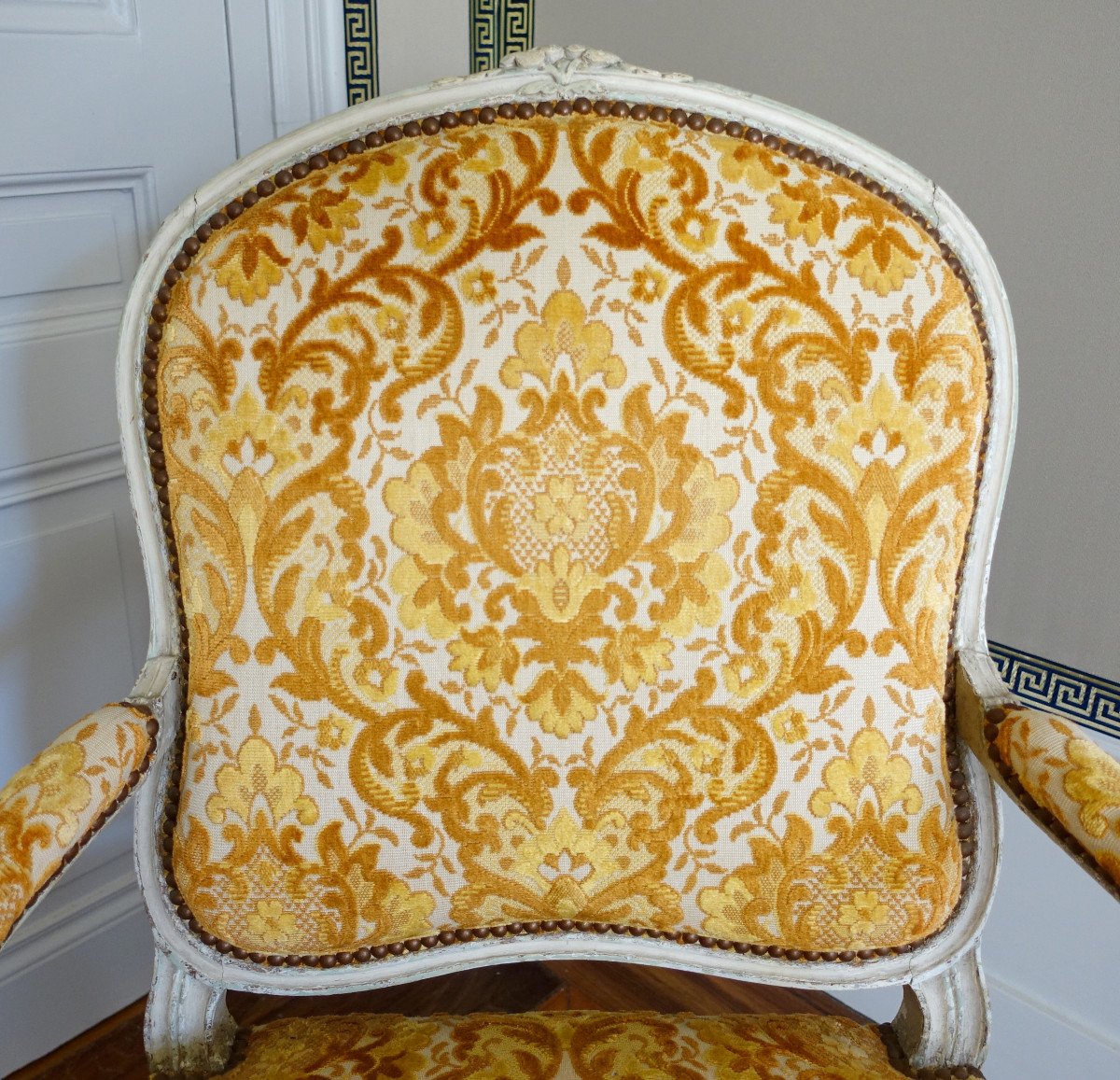   Louis XV Period Armchair, Crushed Velvet-photo-6