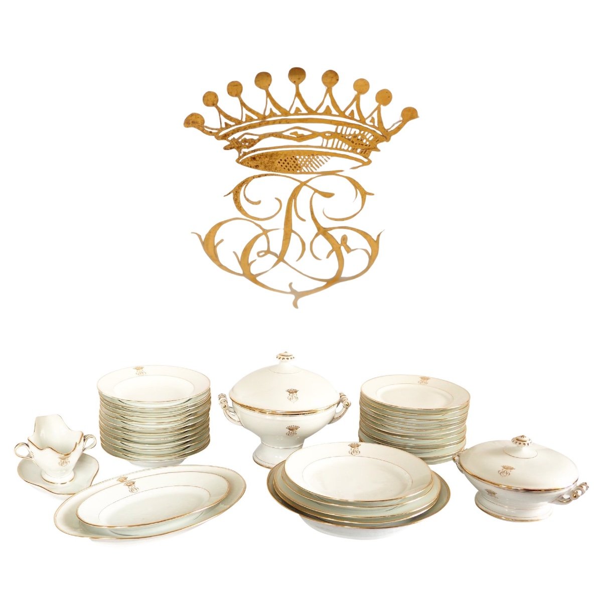 Porcelain Dinner Set For 12 People - Crown Of Count