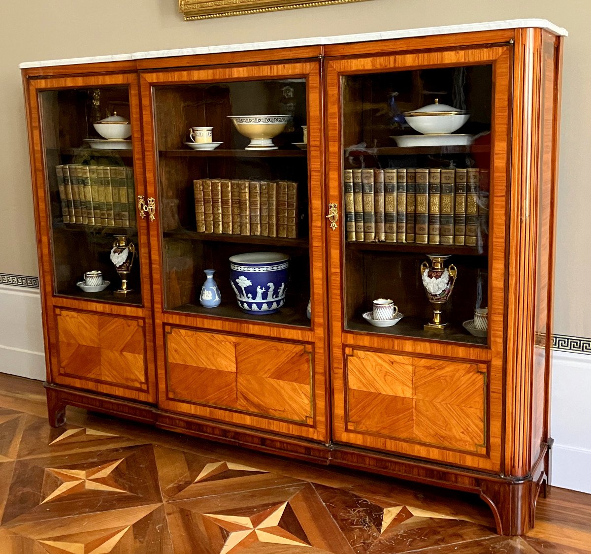 Bookcase, Display Cabinet In Louis XVI Marquetry - 182cm X 133cm X 31cm