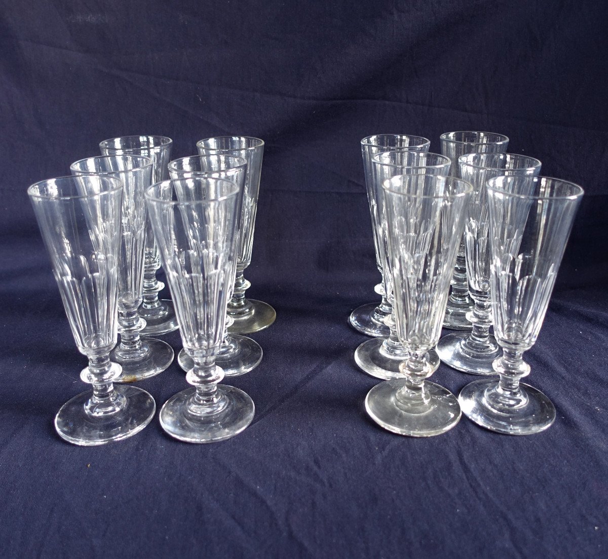 St Louis & Baccarat 12 Crystal Champagne Flutes Caton Model-photo-2