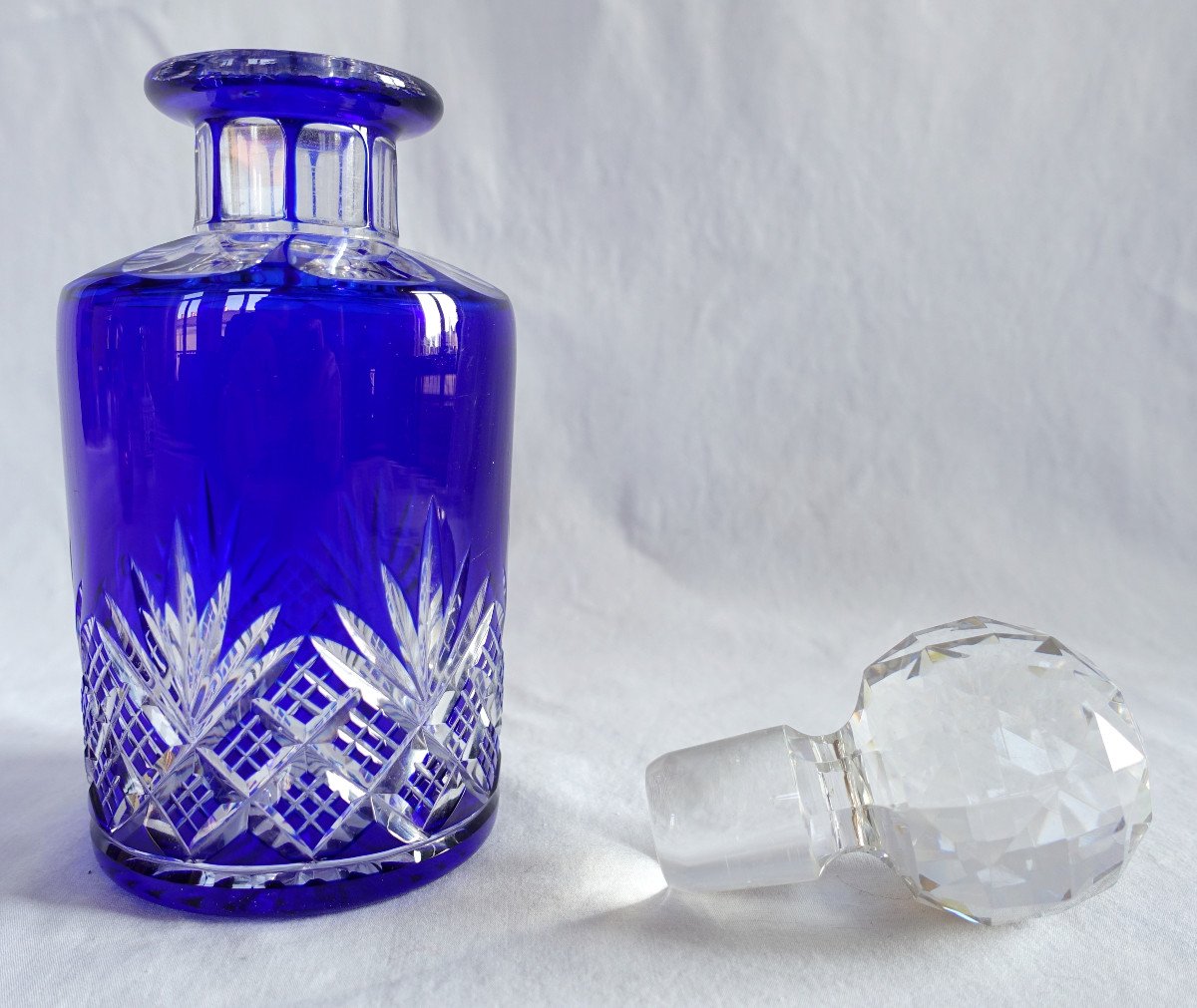 Baccarat, Grand Flacon à Alcool, Parfum En Cristal Overlay Bleu - Modèle Douai 20,2cm-photo-3