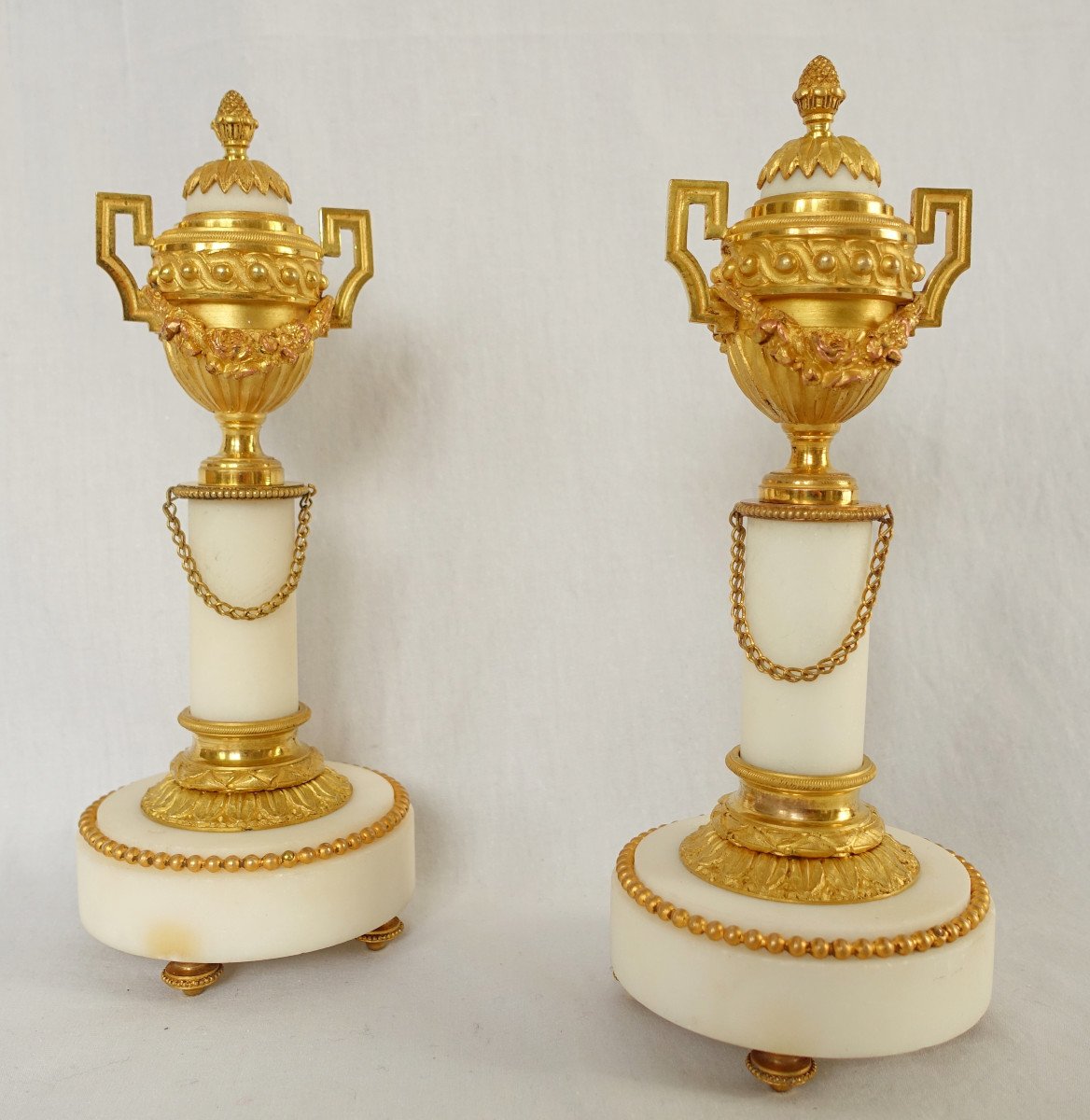 Pair Of Louis XVI Style Gilt Bronze And Marble Candlestick Casseroles-photo-2