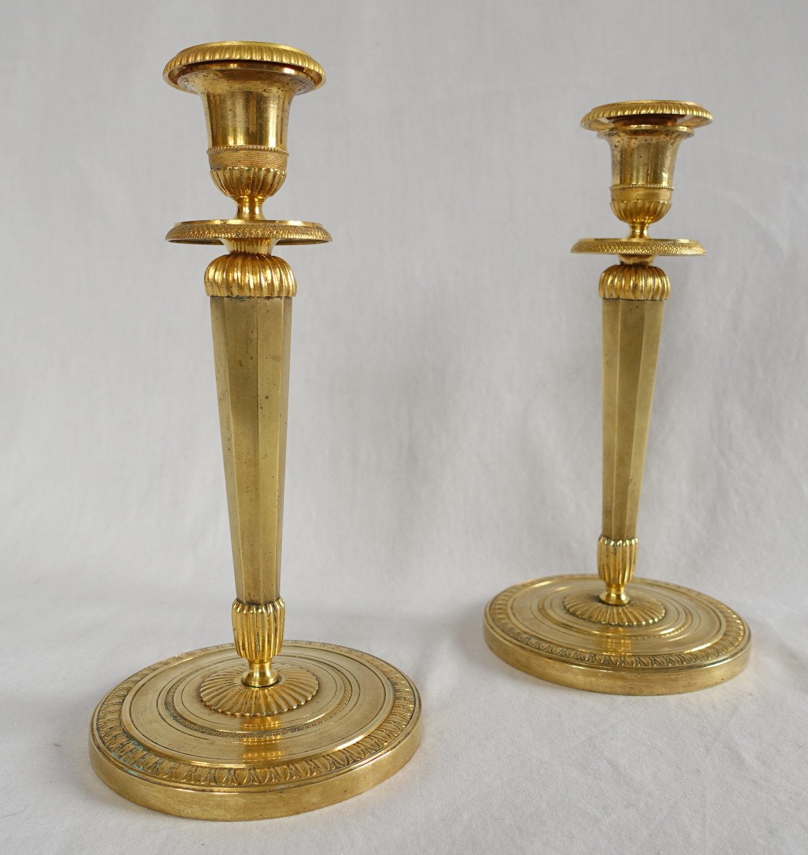 Ravrio - Pair Of Empire Candlesticks In Mercury-gilt Bronze, Early 19th Century-photo-3