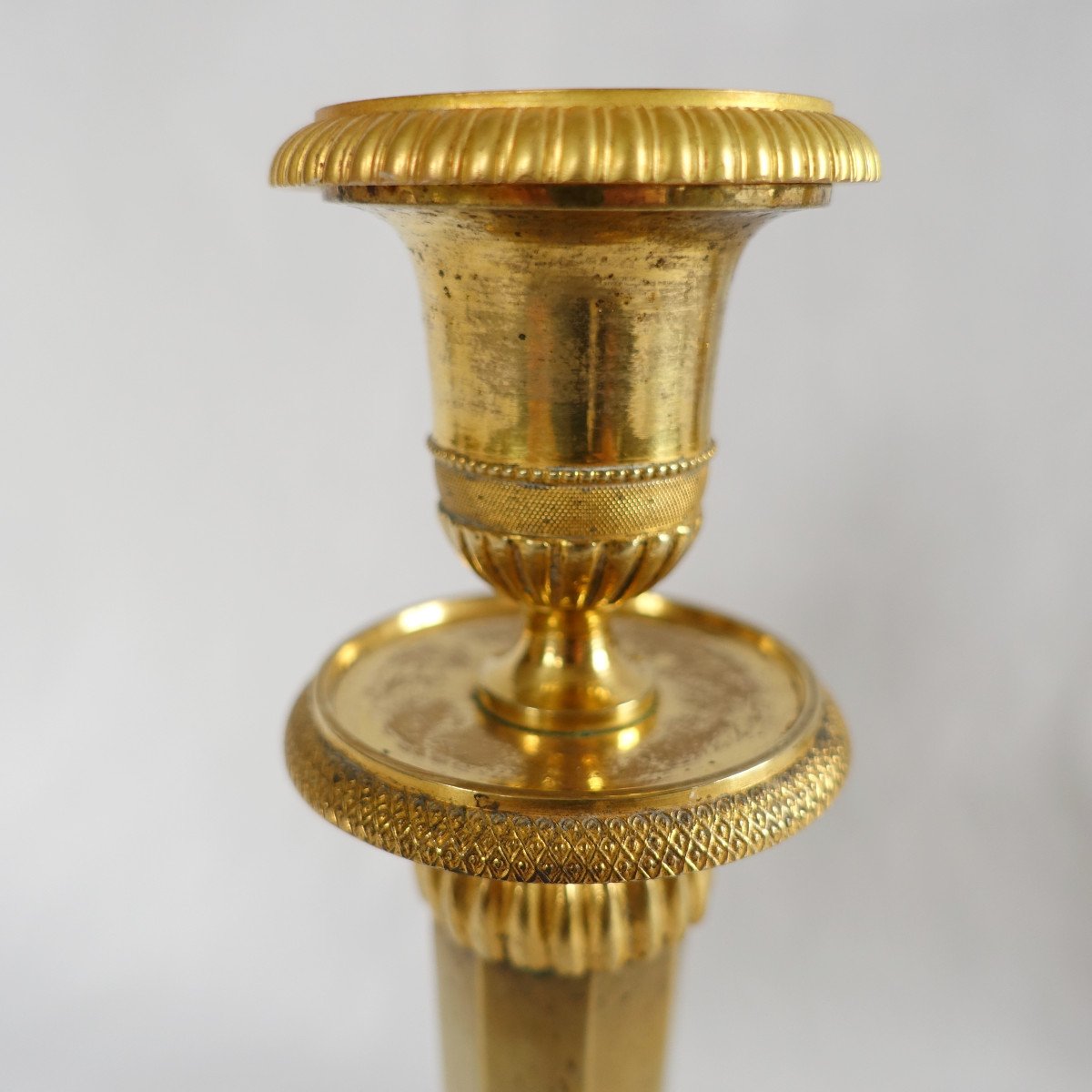 Ravrio - Pair Of Empire Candlesticks In Mercury-gilt Bronze, Early 19th Century-photo-4