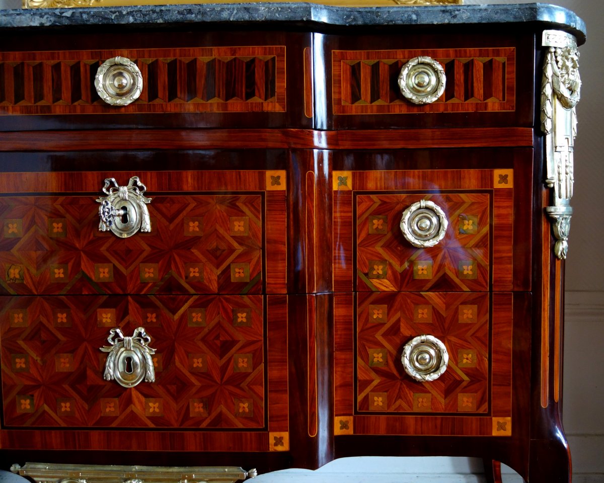 Pierre Macret : Commode En Marqueterie à La Reine - époque Transition Circa 1770 - Estampillée-photo-4