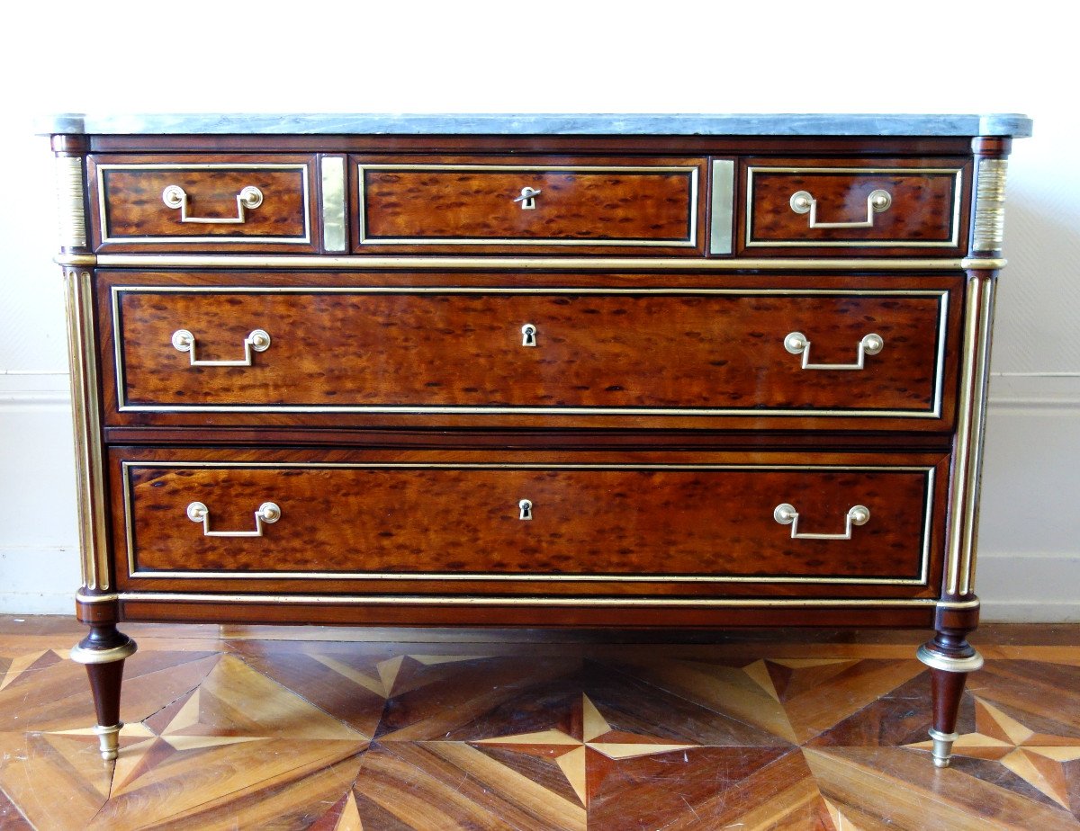 Louis XVI Directoire Commode In Speckled Mahogany, Turquin Marble And Trefoil Key - Late 18th-photo-2