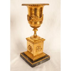 Grand Vase d'Ornement Directoire En Bronze Doré d'époque Fin 18e Ou 1800 - Marbre Turquin