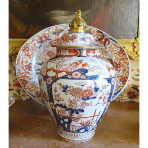 Grande Potiche En Porcelaine Imari et bronze doré, Japon, époque XVIIIe Siècle - 38cm