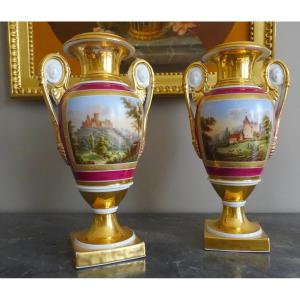   Paire De Vases En Porcelaine De Paris Dor&eacute;e Et Polychrome, &eacute;poque Restauration 32,5cm