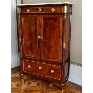 Louis XVI Period Command Cabinet In Flamed Mahogany And Gilt Bronze, Trefoil Lock