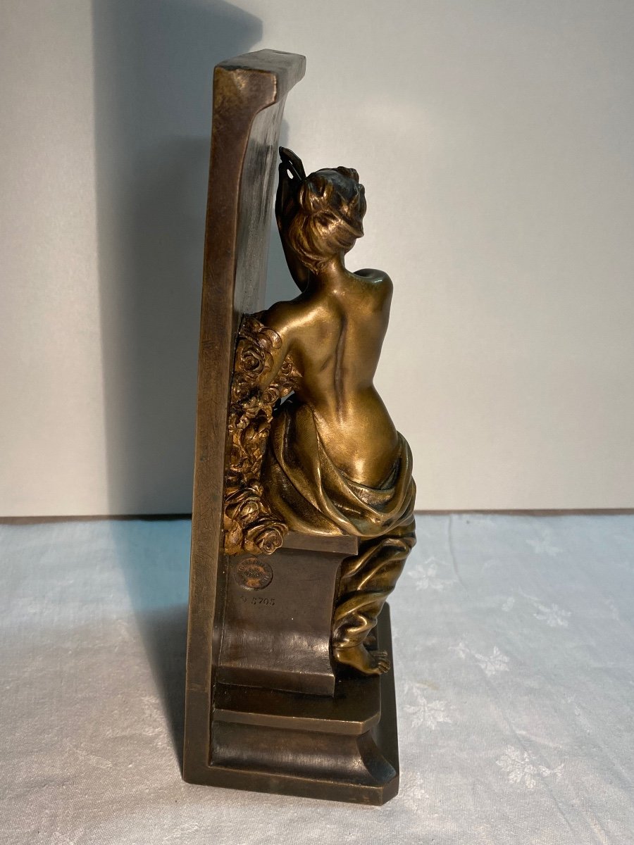 Elegant Woman In Bronze Signed Marcel Debut -photo-3