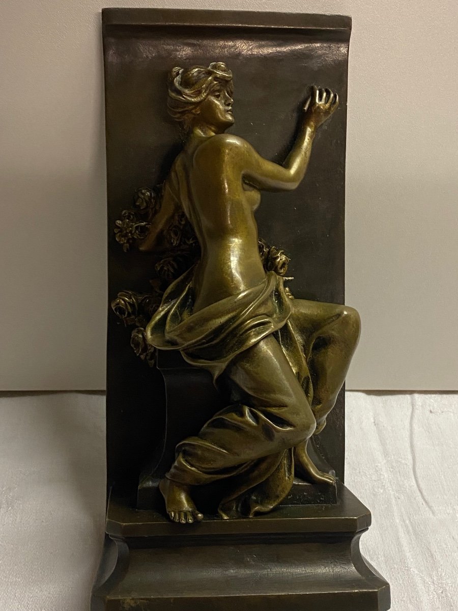 Elegant Woman In Bronze Signed Marcel Debut -photo-5