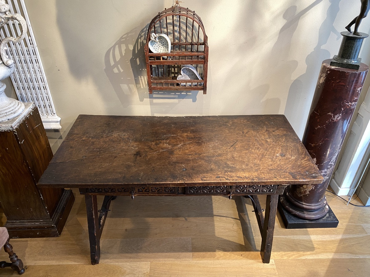 17th Century Table-photo-2