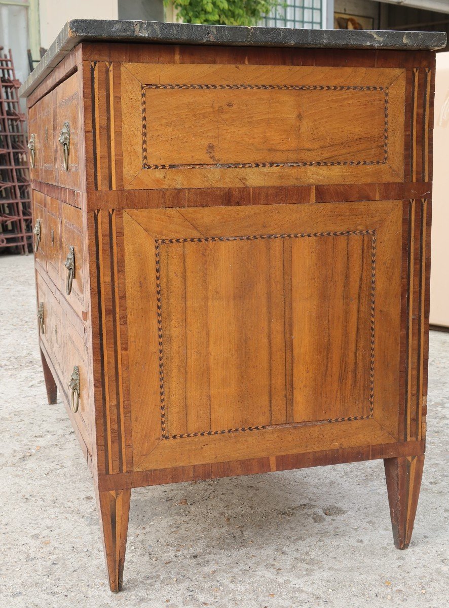 Late 18th Begining XXè Century Inlaid Chest Of Drawers To Restore-photo-1