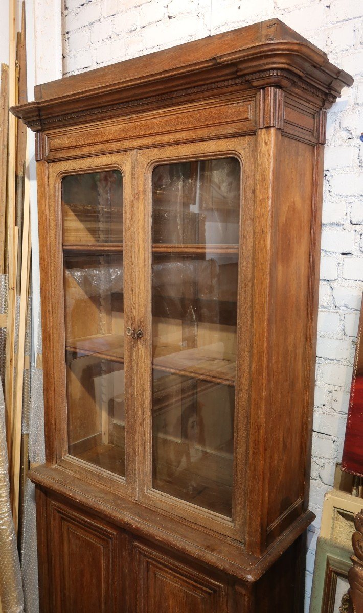 Small Two-body Display Cabinet Bookcase In Oak.-photo-4