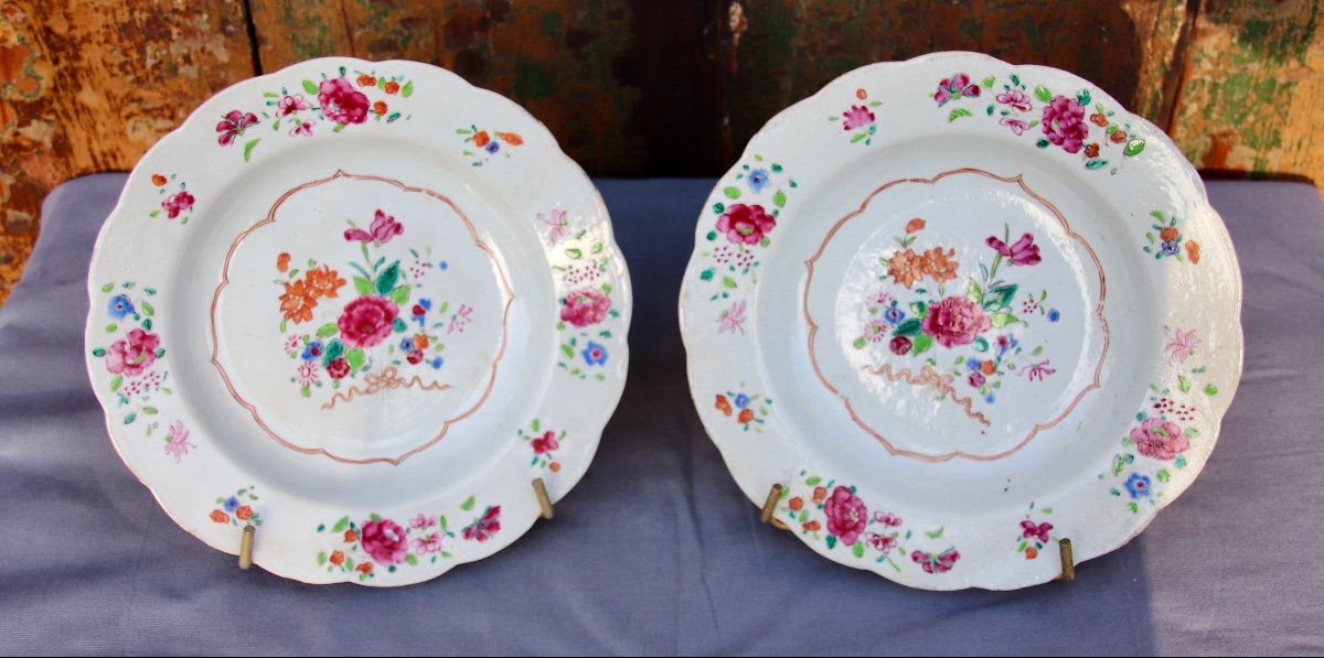 Pair Of 18th Century Plates In Compagnies Des Indes