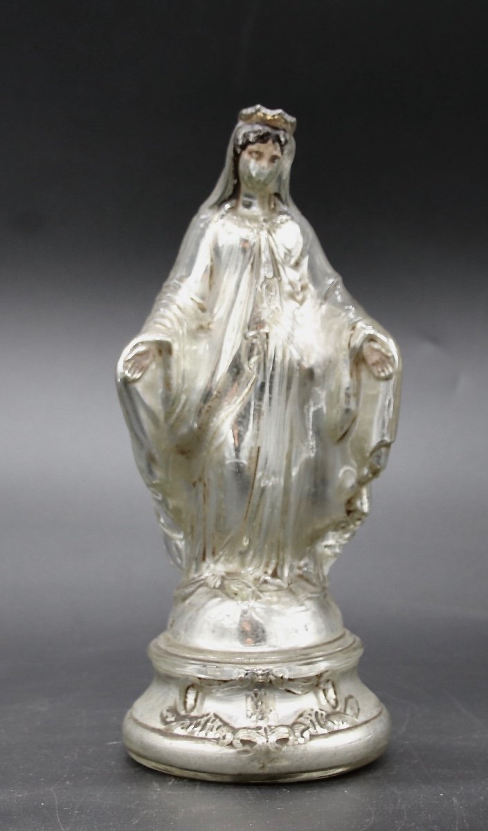 19th Century Virgin In églomisé Glass