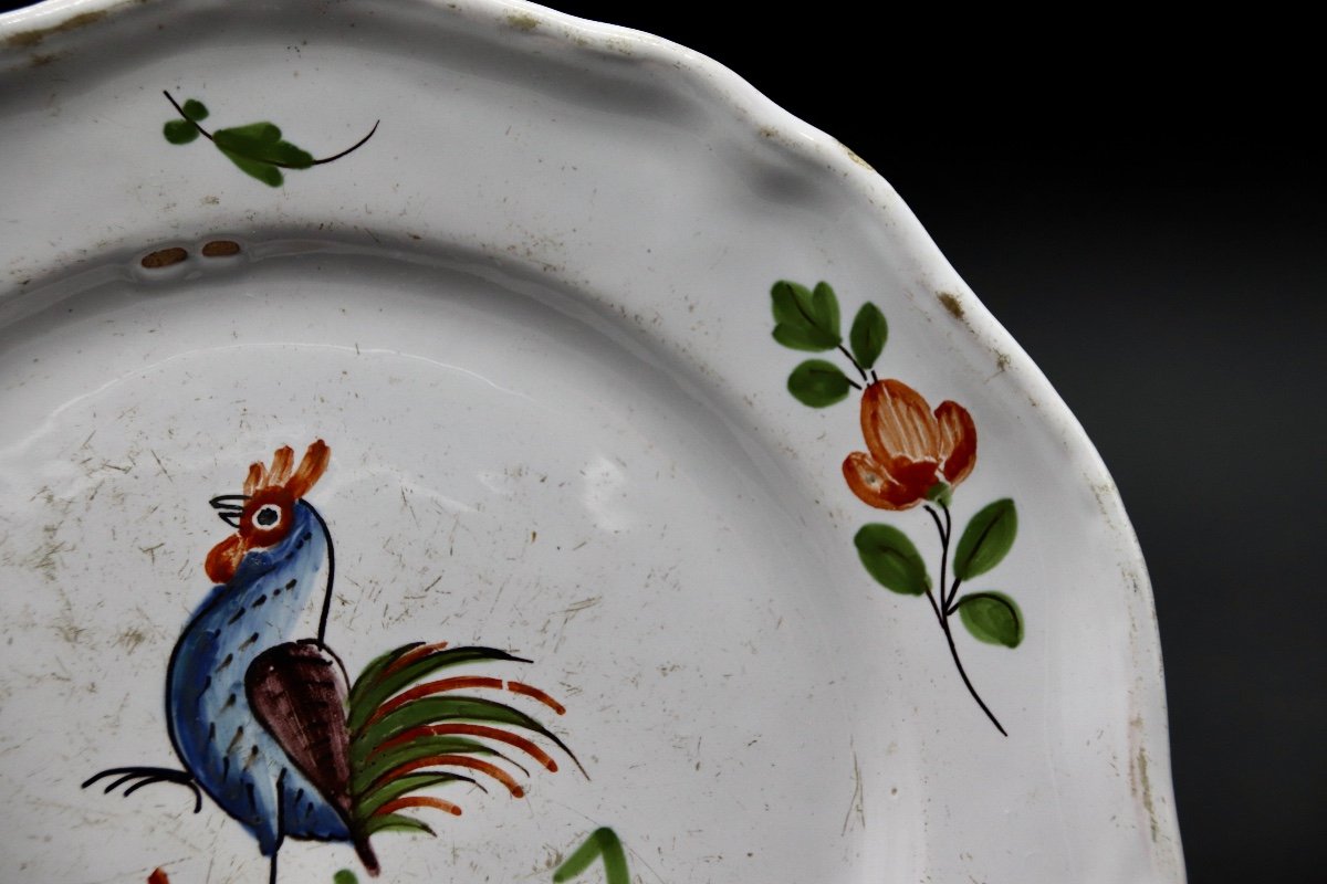 Earthenware Dish With Rooster Decor -photo-1