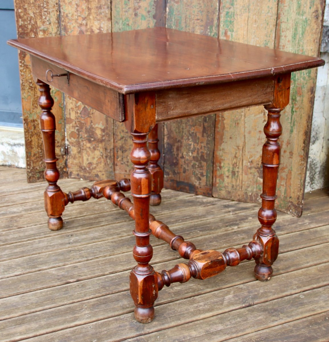 17th Century Rochelaise Table In Gaïac And Mahogany -photo-3