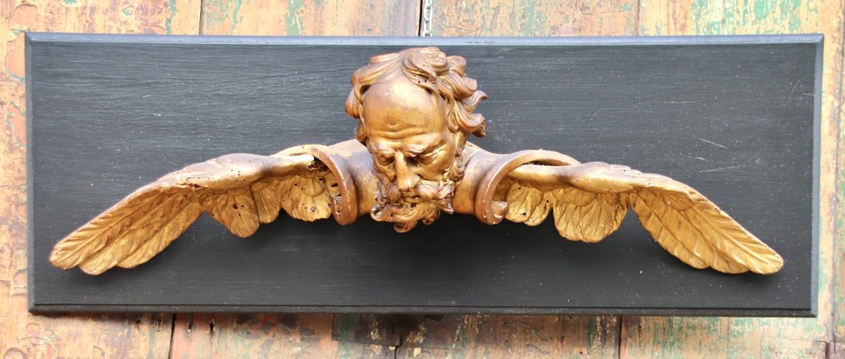 17th Century Golden Wood Representing The Head Of A Winged Old Man -photo-1