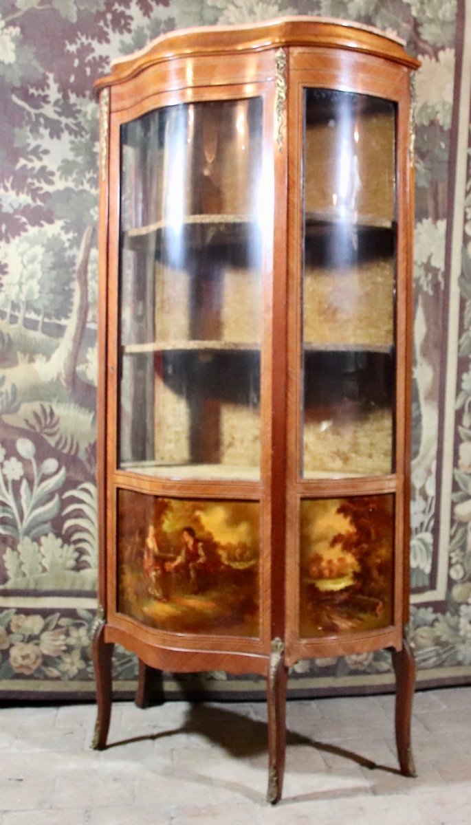 Curved 19th Century Showcase In Martin Varnish -photo-2