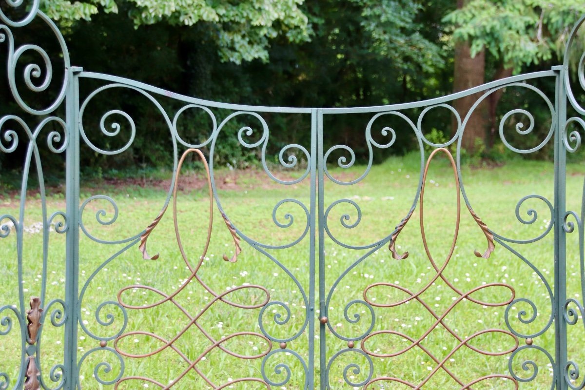 Art Deco Grille With 2 Leaves -photo-2