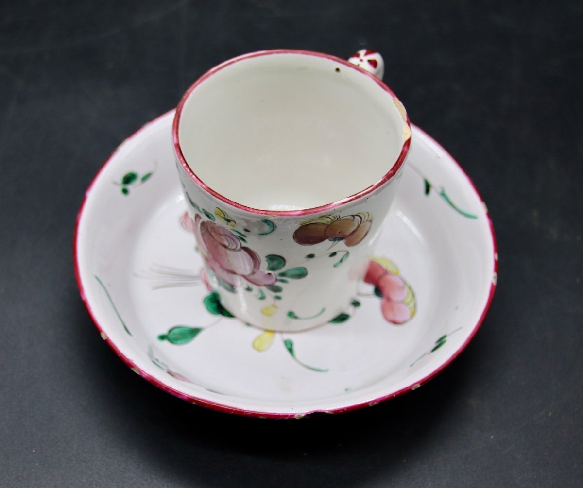 18th Century Moustier Cup And Saucer-photo-1