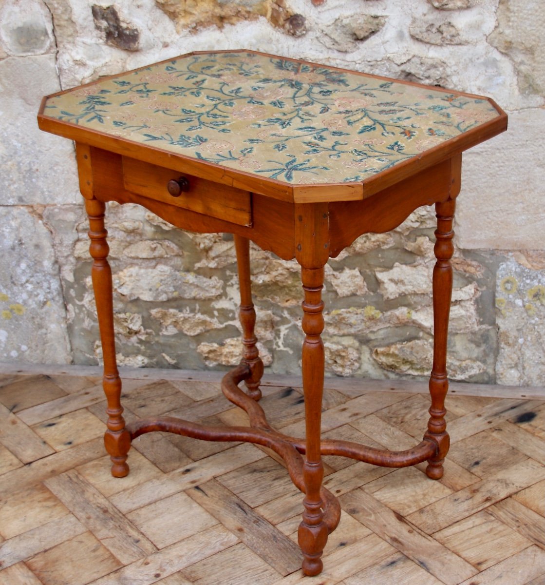 17th Century Tapestry Table In Walnut 1 Drawer-photo-8