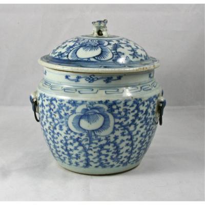 Pot Covered Nineteenth Porcelain China