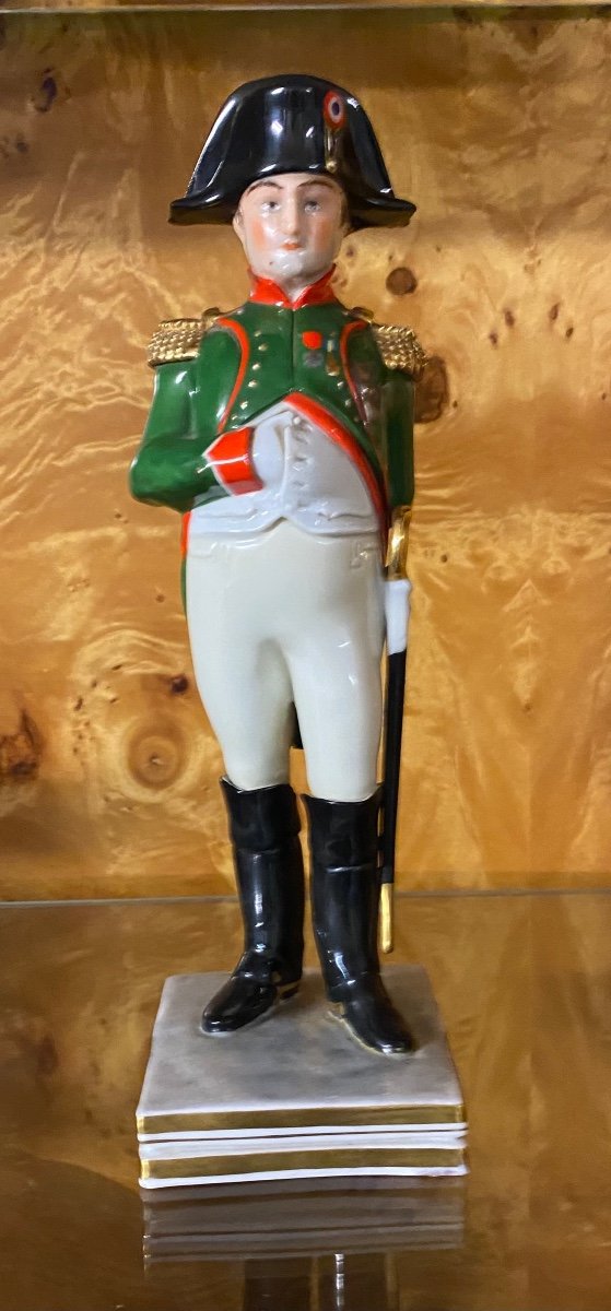 Figurine Napoléon En Porcelaine De Limoges