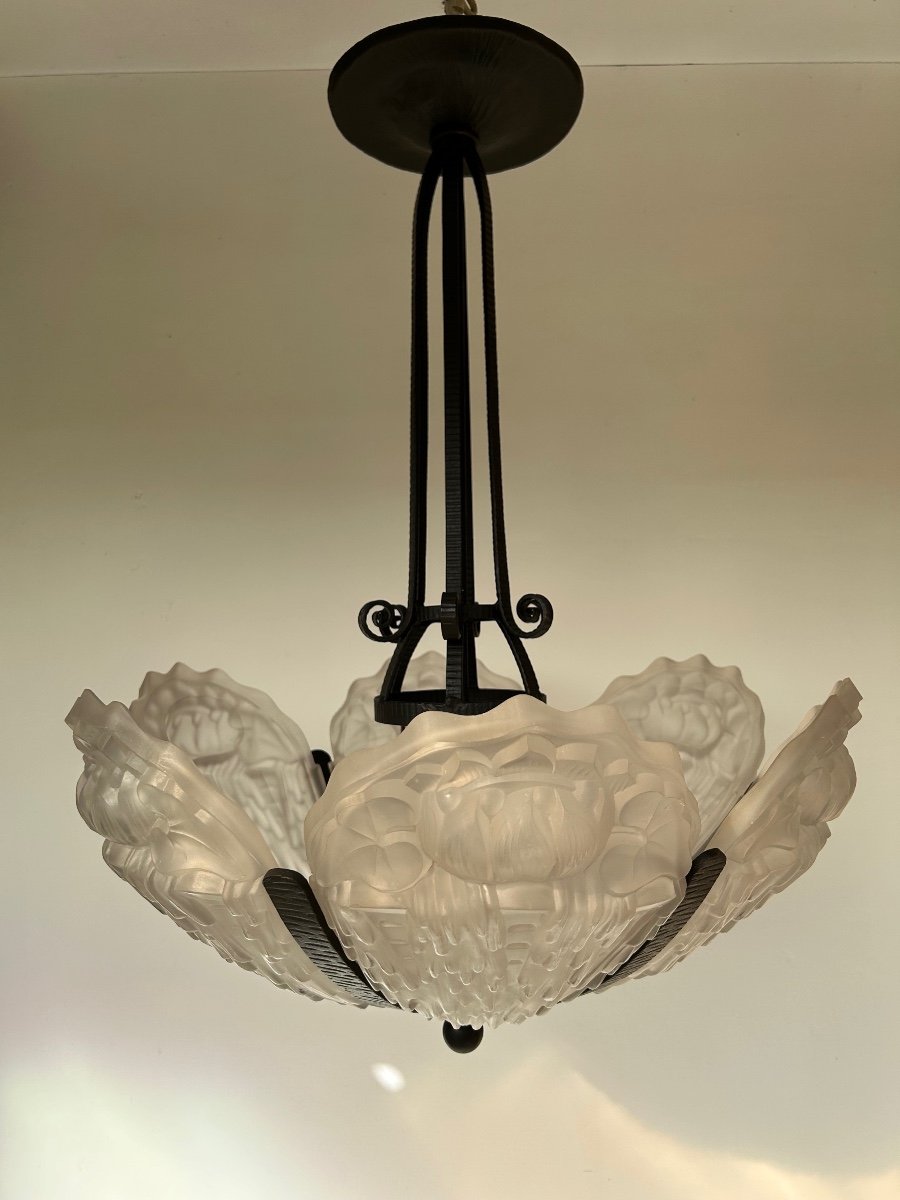 Art Deco Chandelier With 6 Molded Glass Plates Morin Et Cie