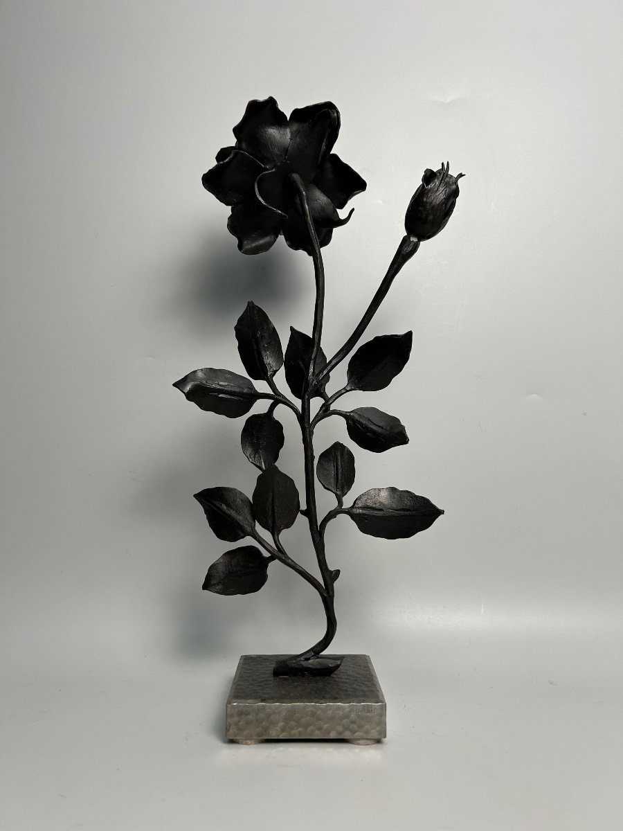 Sculpture, Art Deco Wrought Iron Paperweight (the Rose)-photo-4