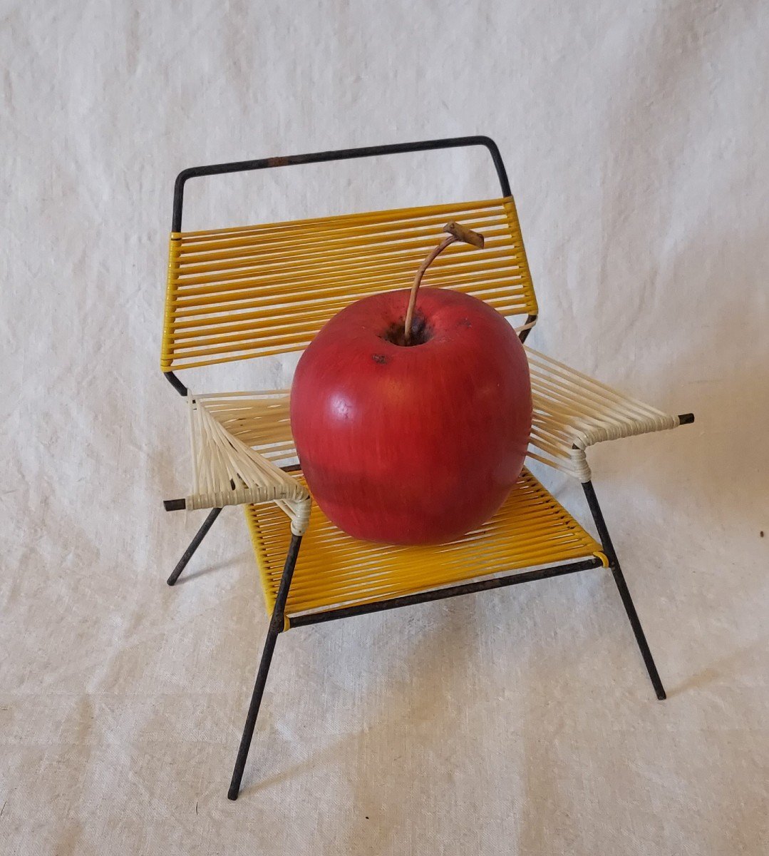 Design Toy Doll Armchair "scoubidou" From The Sixties 