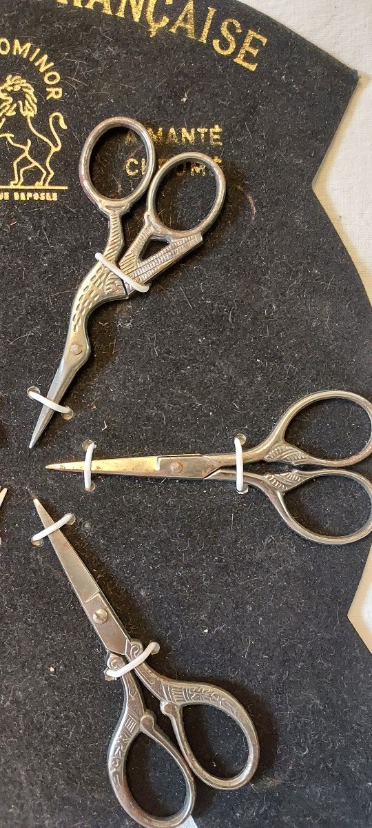 Old Sewing: Store Presentation Cardboard With Six Scissors In Various Styles -photo-2