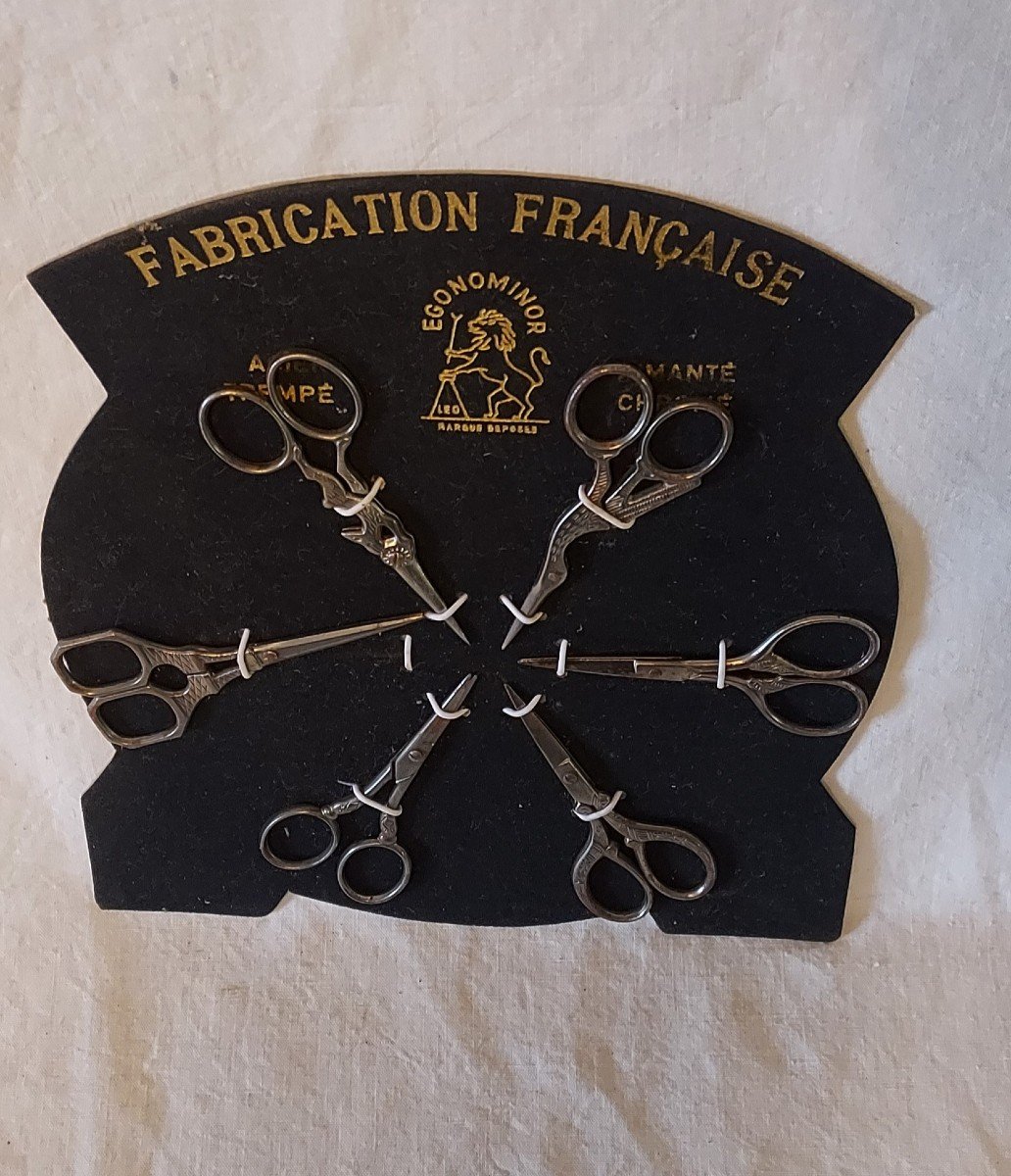 Old Sewing: Store Presentation Cardboard With Six Scissors In Various Styles -photo-2