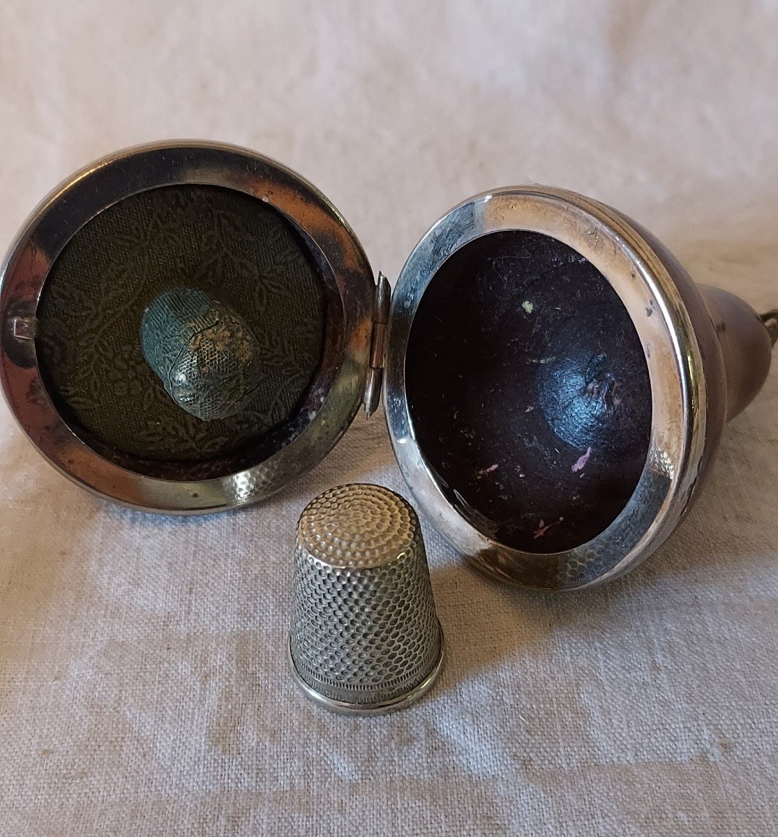 Old Haberdashery: Pear Opening And Forming A Thimble Holder Turned Wood And Silver Metal -photo-2