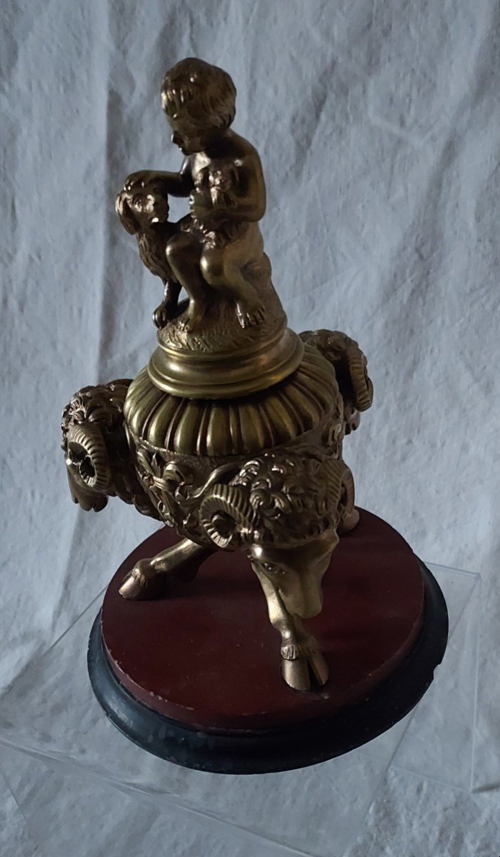 Tripod Inkwell With Rams' Heads And Little Boy With Dogs In Bronze And Marble -photo-3